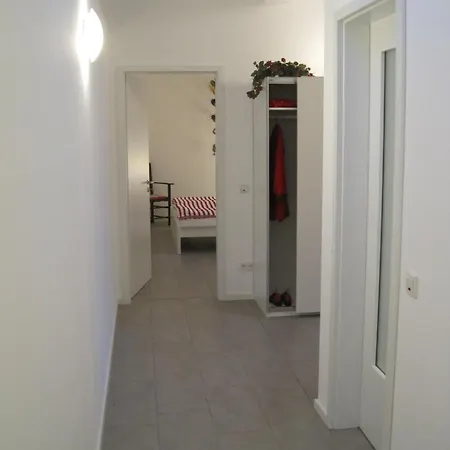 Jordanshof Rot *